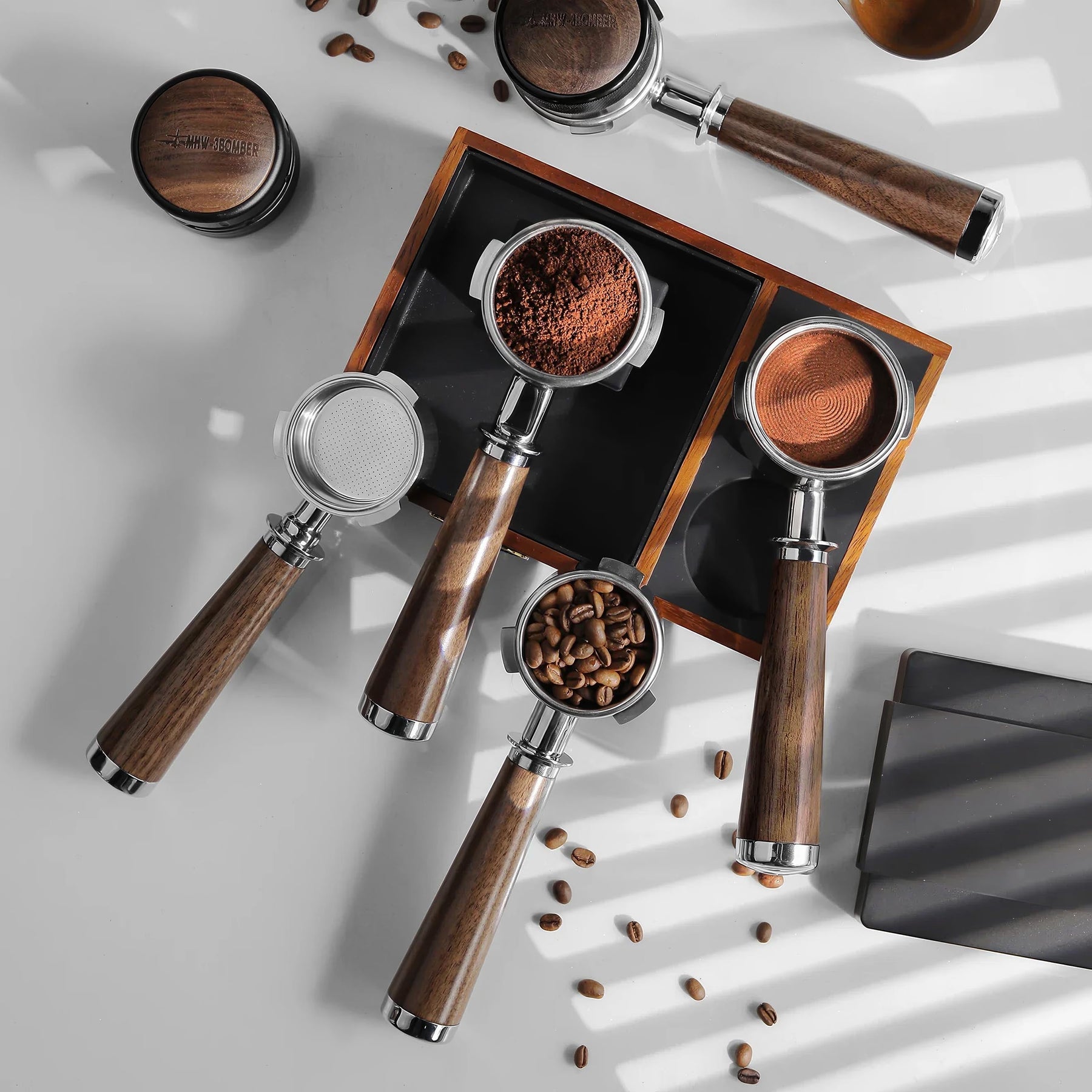 MHW-3BOMBER Walnut Bottomless Portafilter, E61 / La Marzocco
