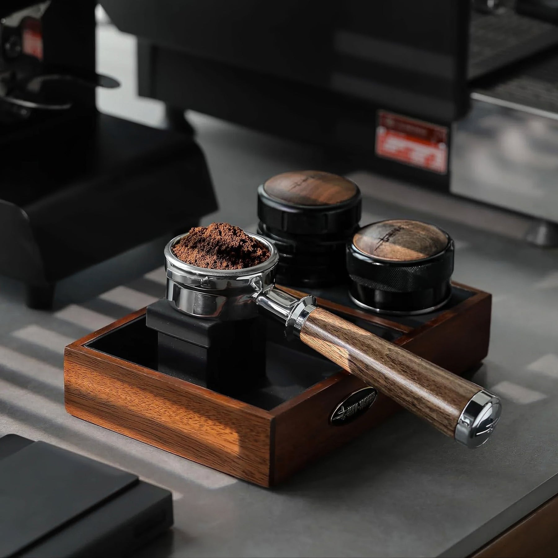 MHW-3BOMBER Walnut Bottomless Portafilter, E61 / La Marzocco