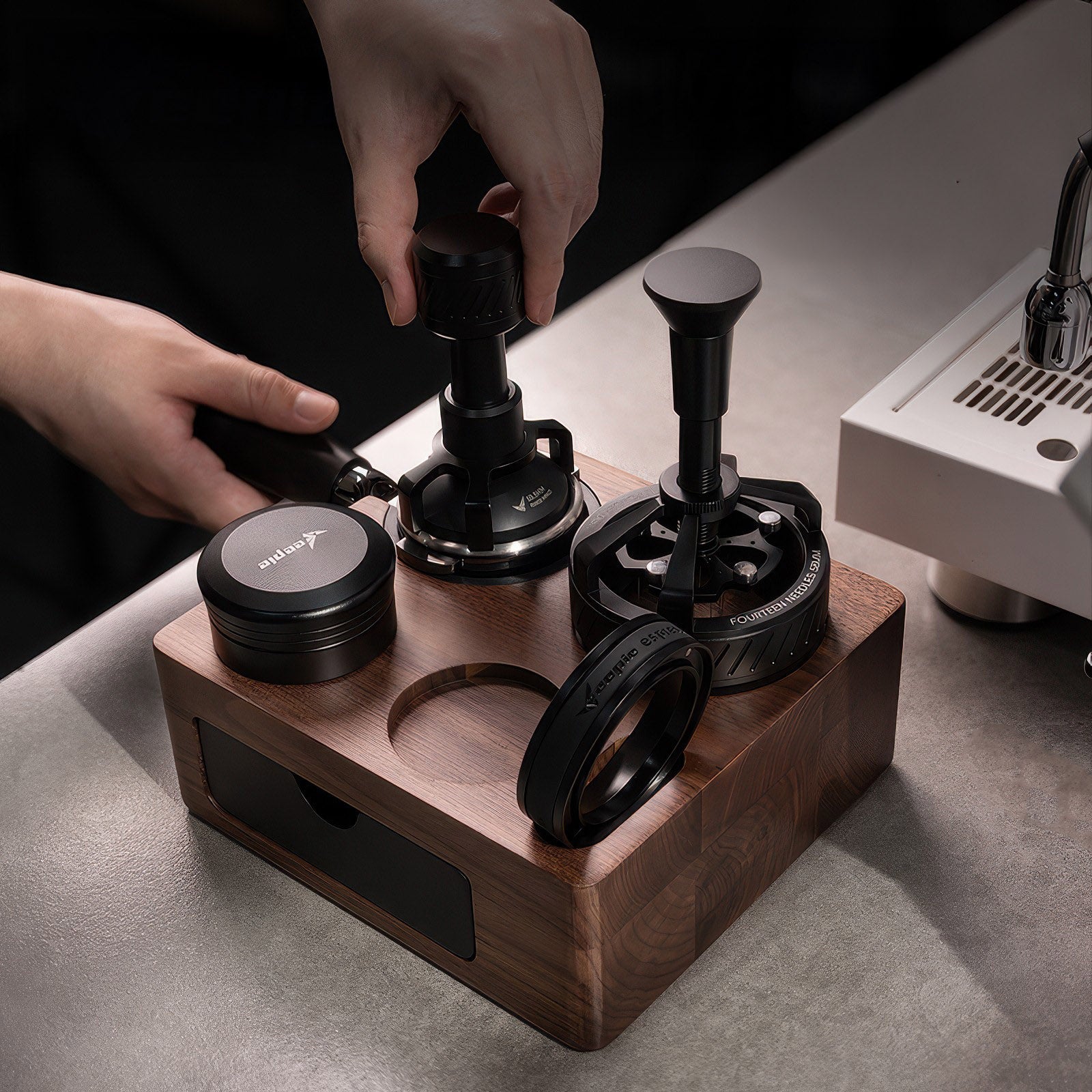 Walnut Tamping Station, Expandable