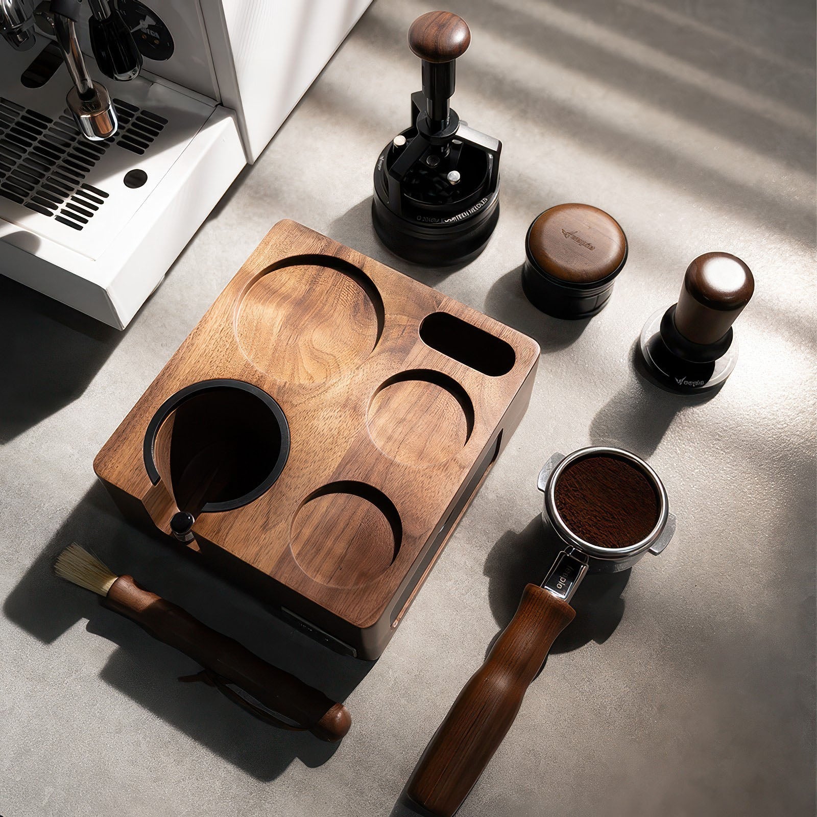 Walnut Tamping Station, Expandable