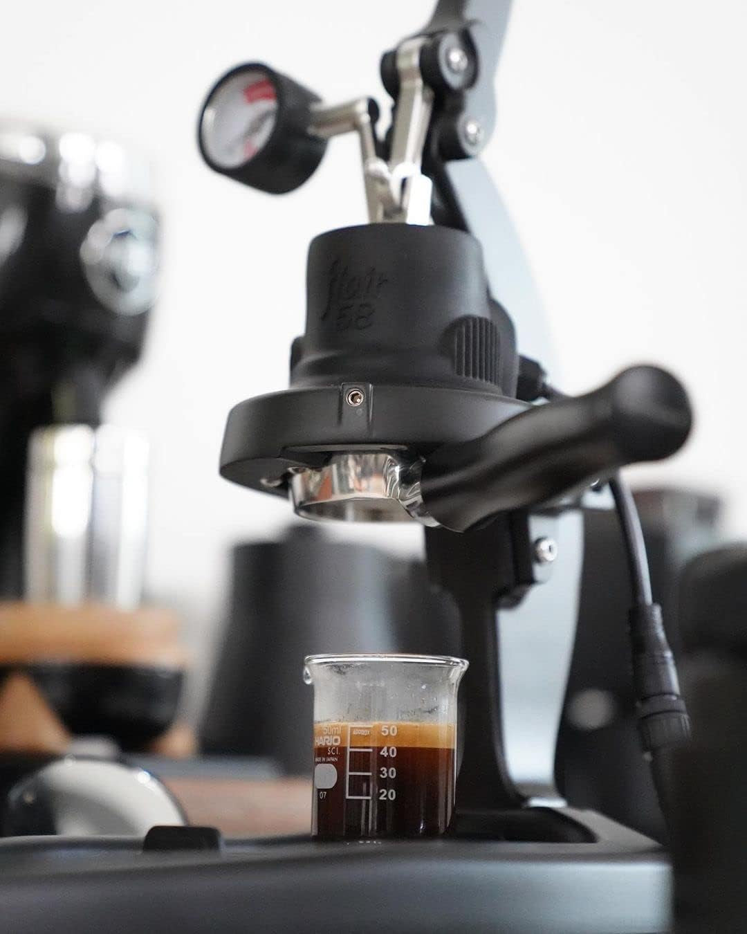 58Mm Bottomless Portafilter, Naked Portafilter Fits E61, Flair 58, ECM, Rocket, Sanremo, Synesso, Slayer, VBM, Included 18G Basket, Black